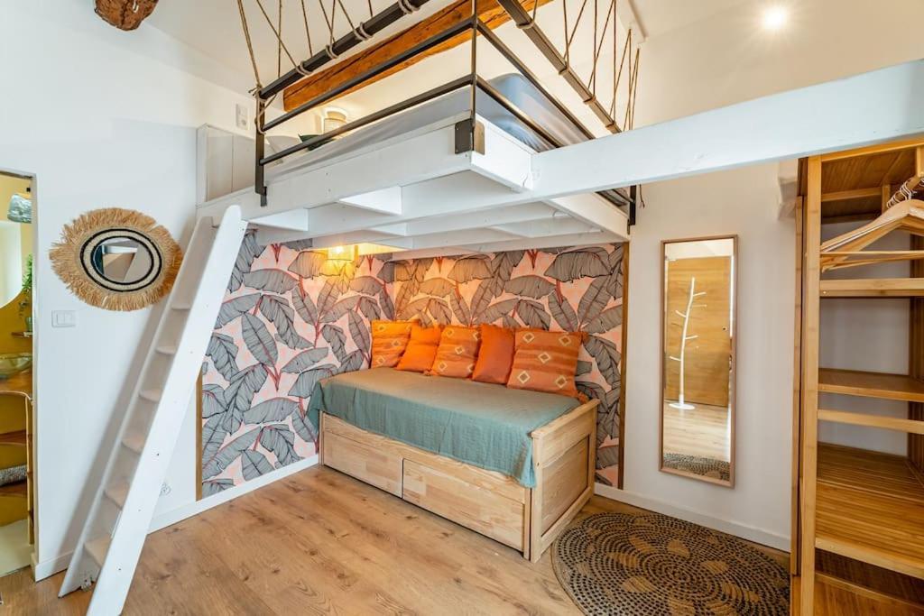 Ciotat Colada Beau Duplex Atypique A 50 M Du Port Classe 3 Etoiles *