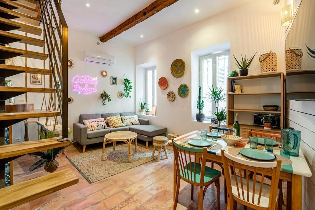 Apartment Ciotat Colada Beau Duplex Atypique A 50 M Du Port Classe 3 Etoiles *